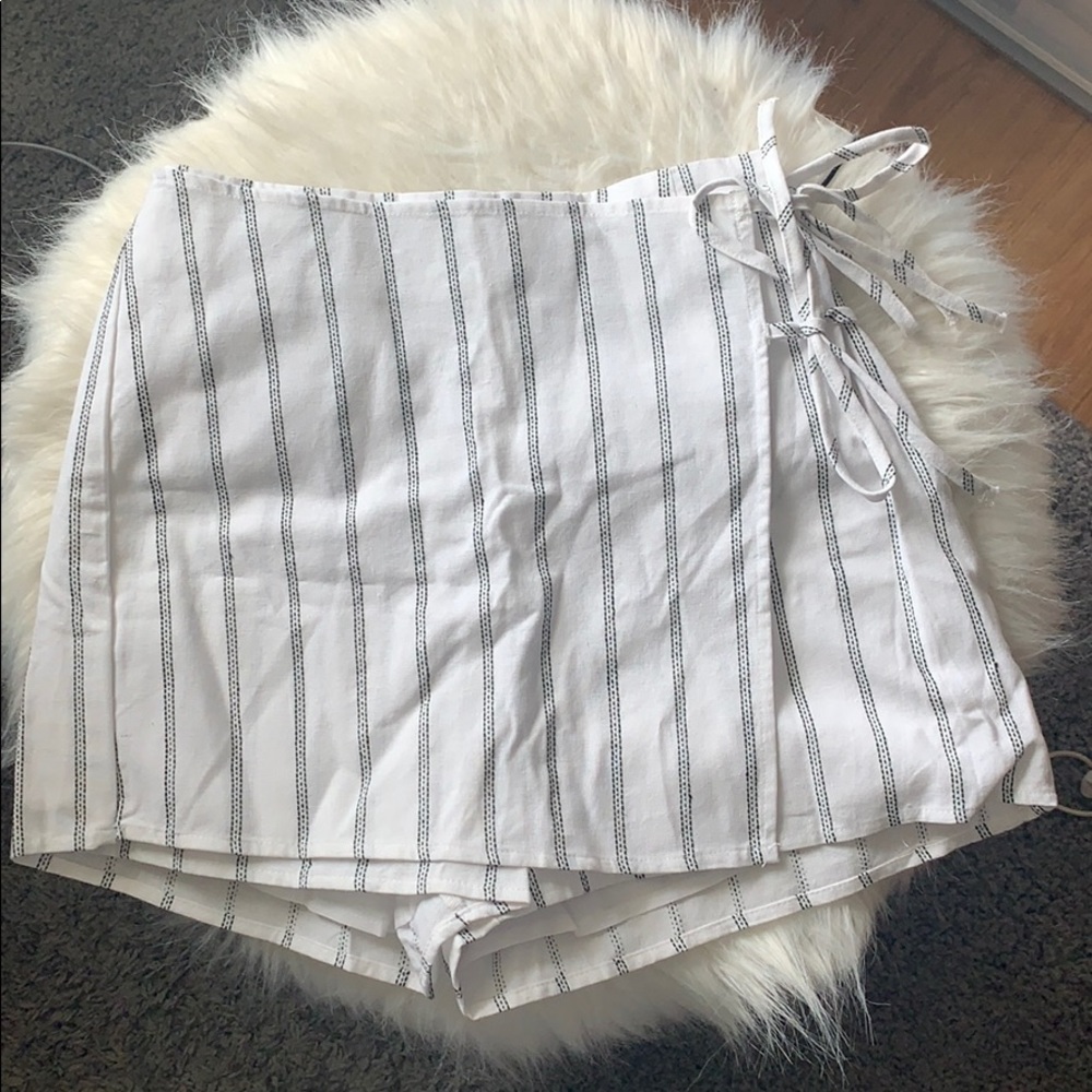 Grey Bandit Skort